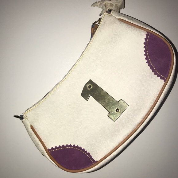 Dooney & Bourke handbag - Picture 3 of 9